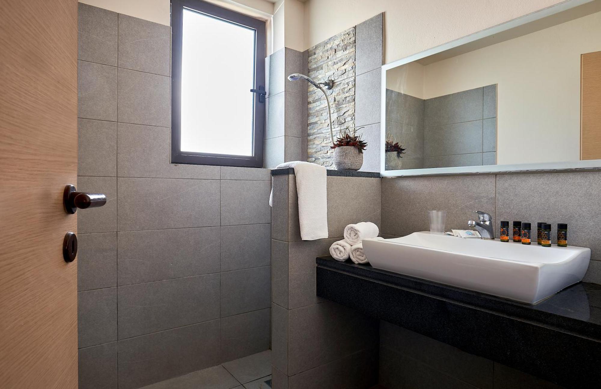 Creteco Hotel & Suites Gúrnesz Kültér fotó