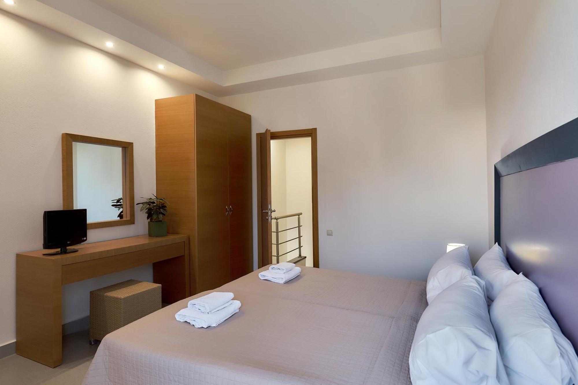 Creteco Hotel & Suites Gúrnesz Kültér fotó